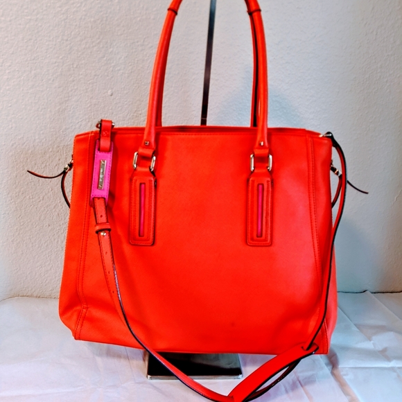 Stella & Dot Handbags - Stella & Dot Madison Tote Bag